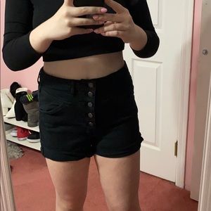 black button up jean shorts